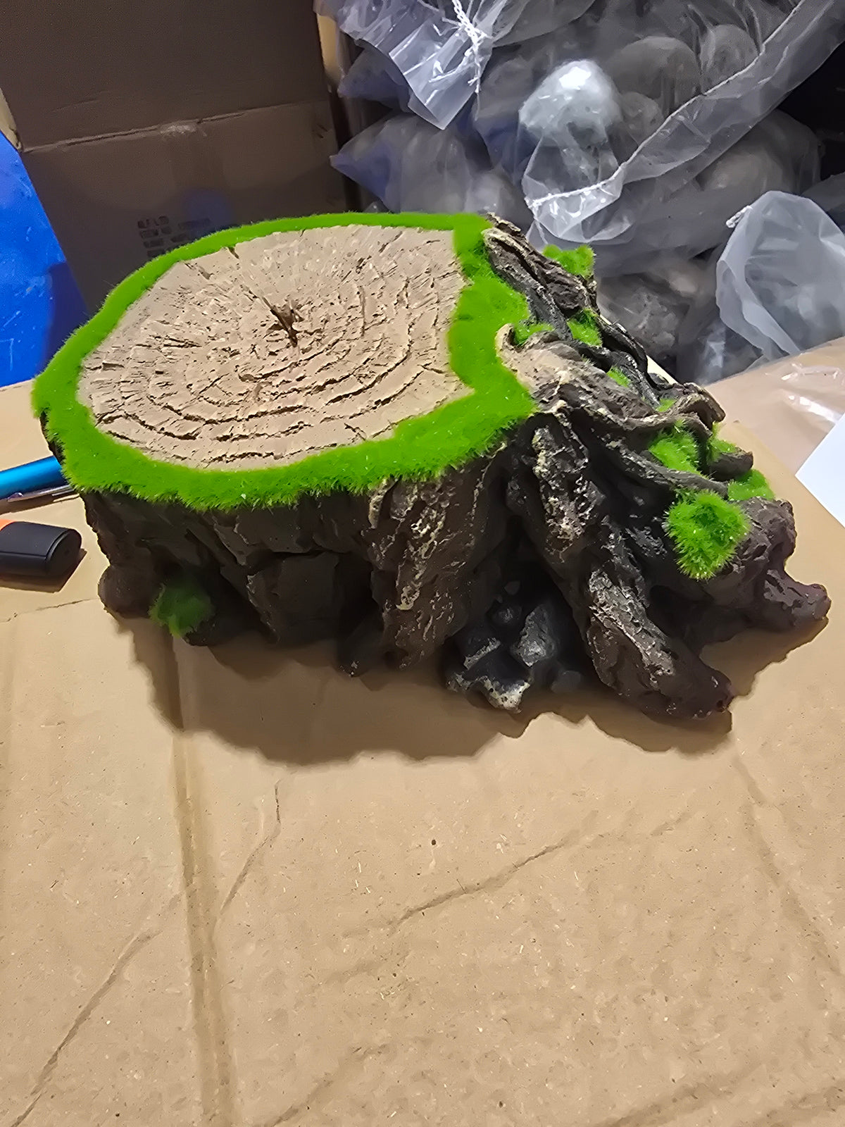 Hugo Green Rock 22x14x8cm
