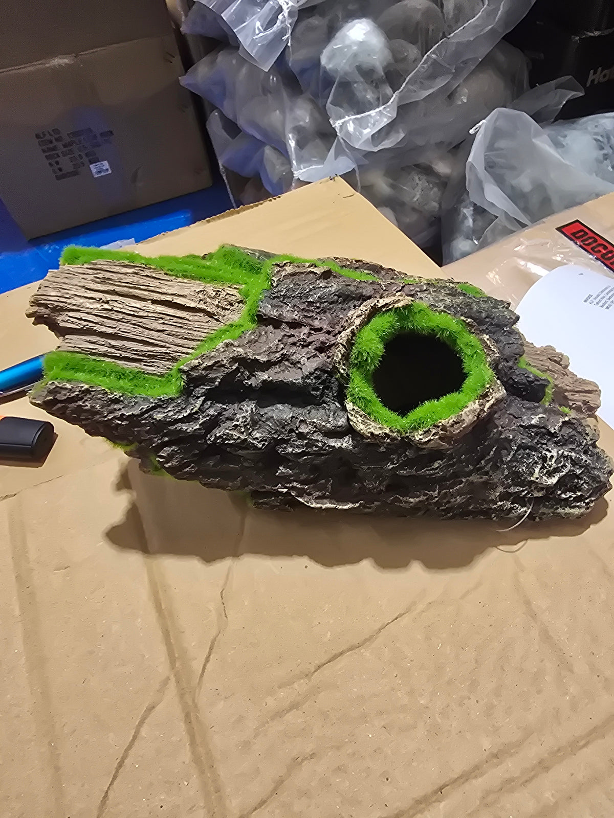 Hugo Green Rock 20x13x10cm