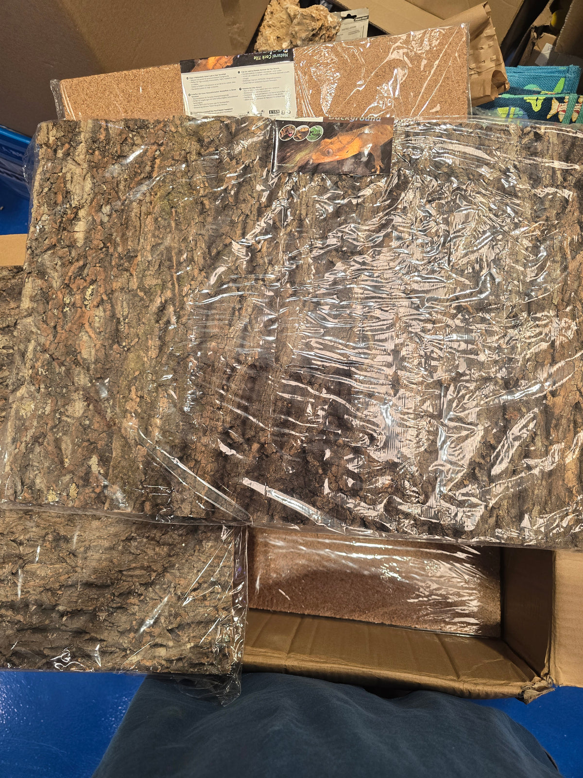 RZ Natural Cork Tile background 60x45cm